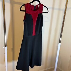 Chic Sleeveless Black and Red Midi Dress